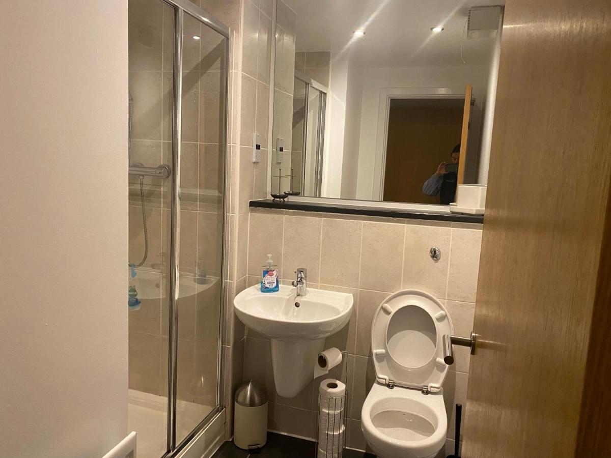 City Centre 2 Bedroom Apartment, Secure Parking. Глазго Экстерьер фото